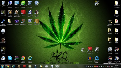 Epic Desktop Background! And Ganjah!