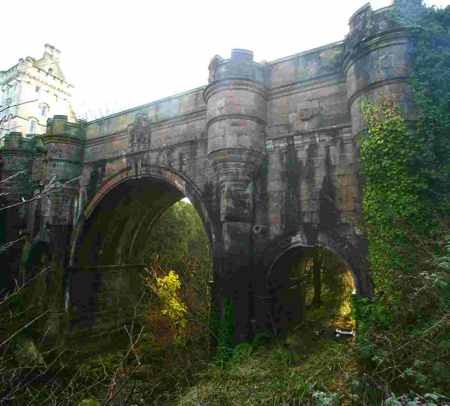 The Top 10 Creepy Mysteries You Haven't Heard Of: #7 The Overtoun Bridge