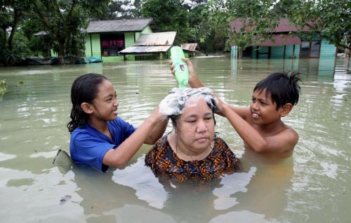 3886856_138751059963_sunsilkkampungmelayu.jpg