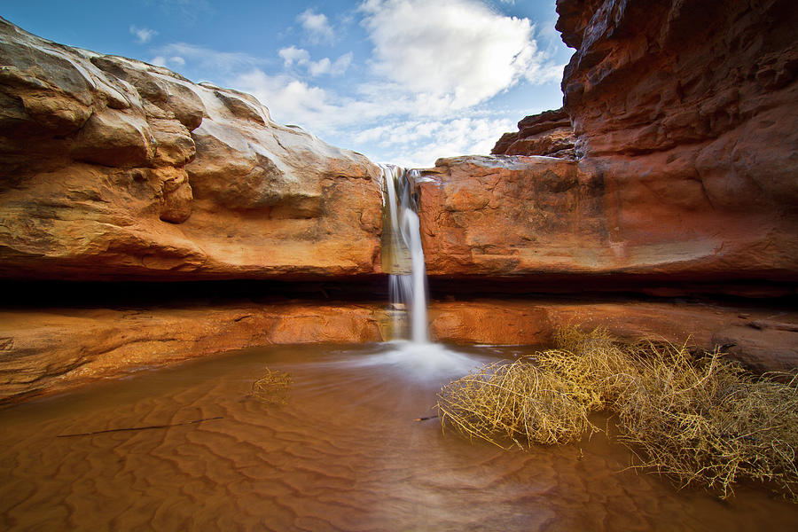 5009006_143050426181_waterfall-of-desert-william-church--summit42com.jpg