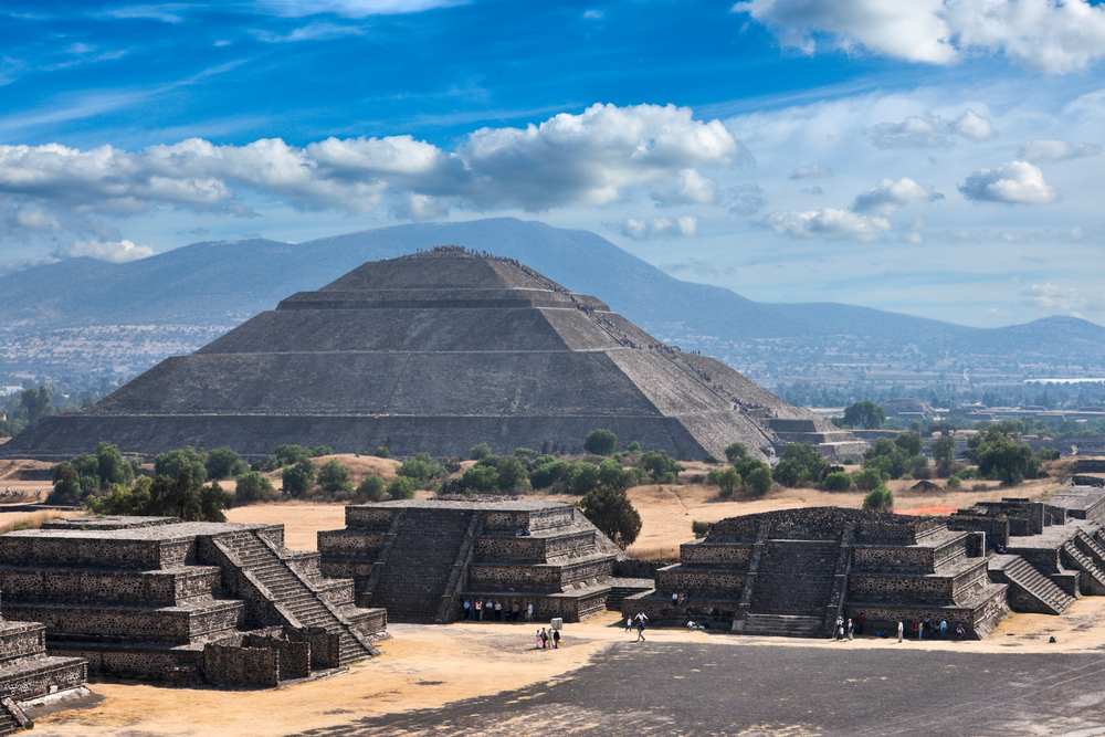 5009006_143066950421_Pyramid-of-the-Sun-Teotihuacan-Mexico-View-from-the-Py.jpg