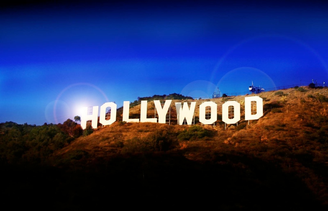 5009006_143166212841_Hollywood_hills_background_1.jpg